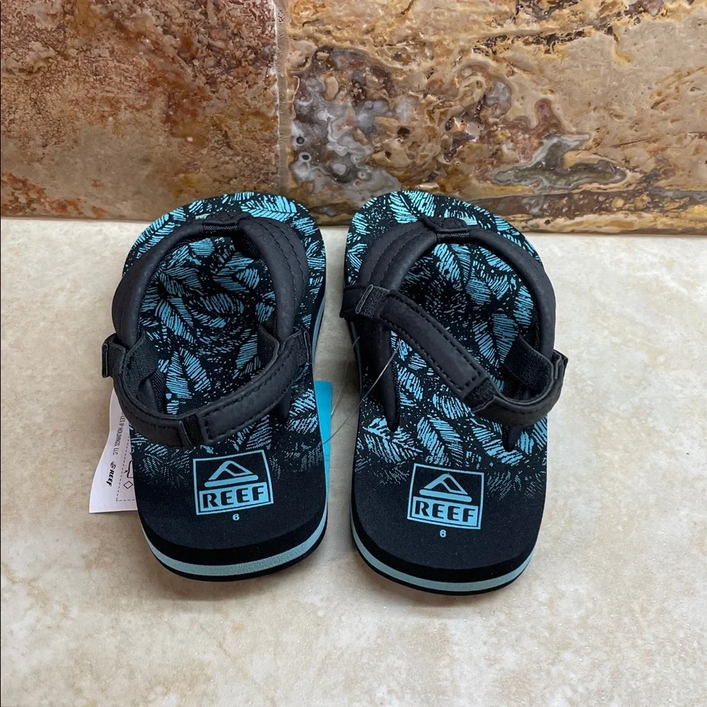 Reef Sandals Little Ahi Kids US 6 Flip Flops Aquifer Palm Black Blue NWT Shoes